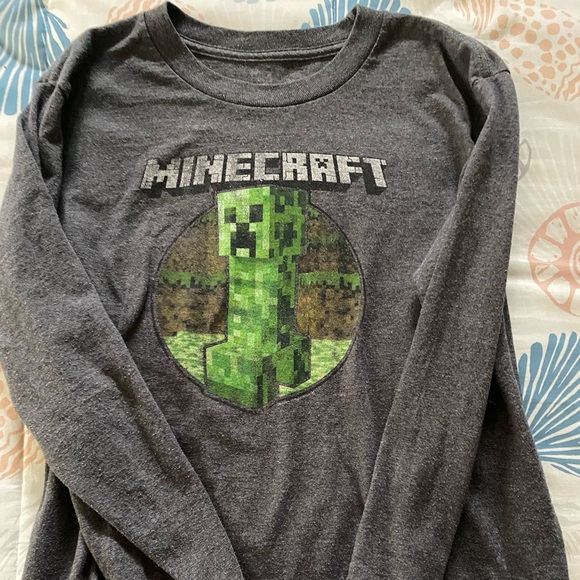Minecraft Other - MINECRAFT Kids Long-Sleeved shirt, size M
